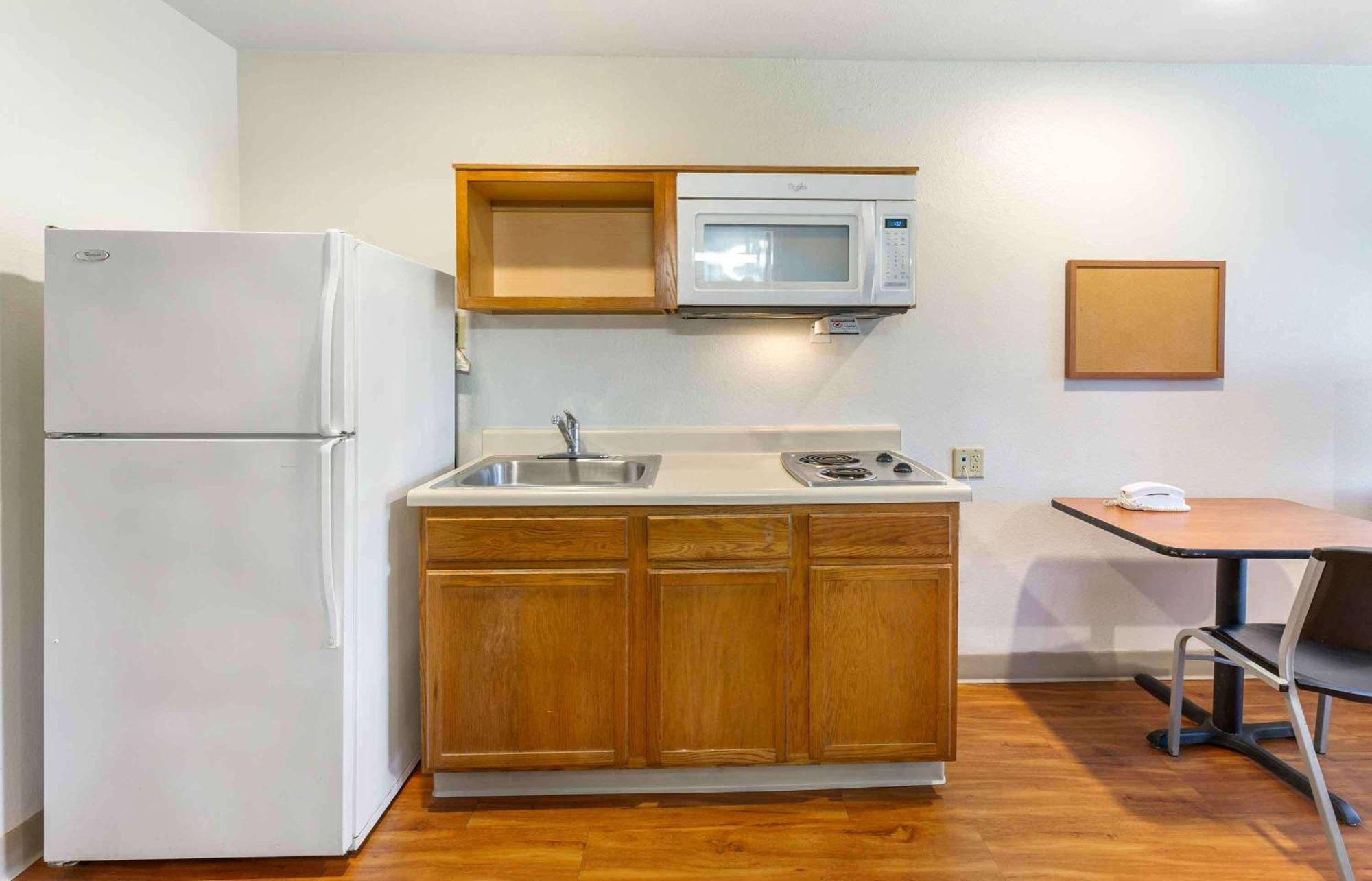 Extended Stay America Select Suites - Akron - South Portage Lakes Exteriör bild